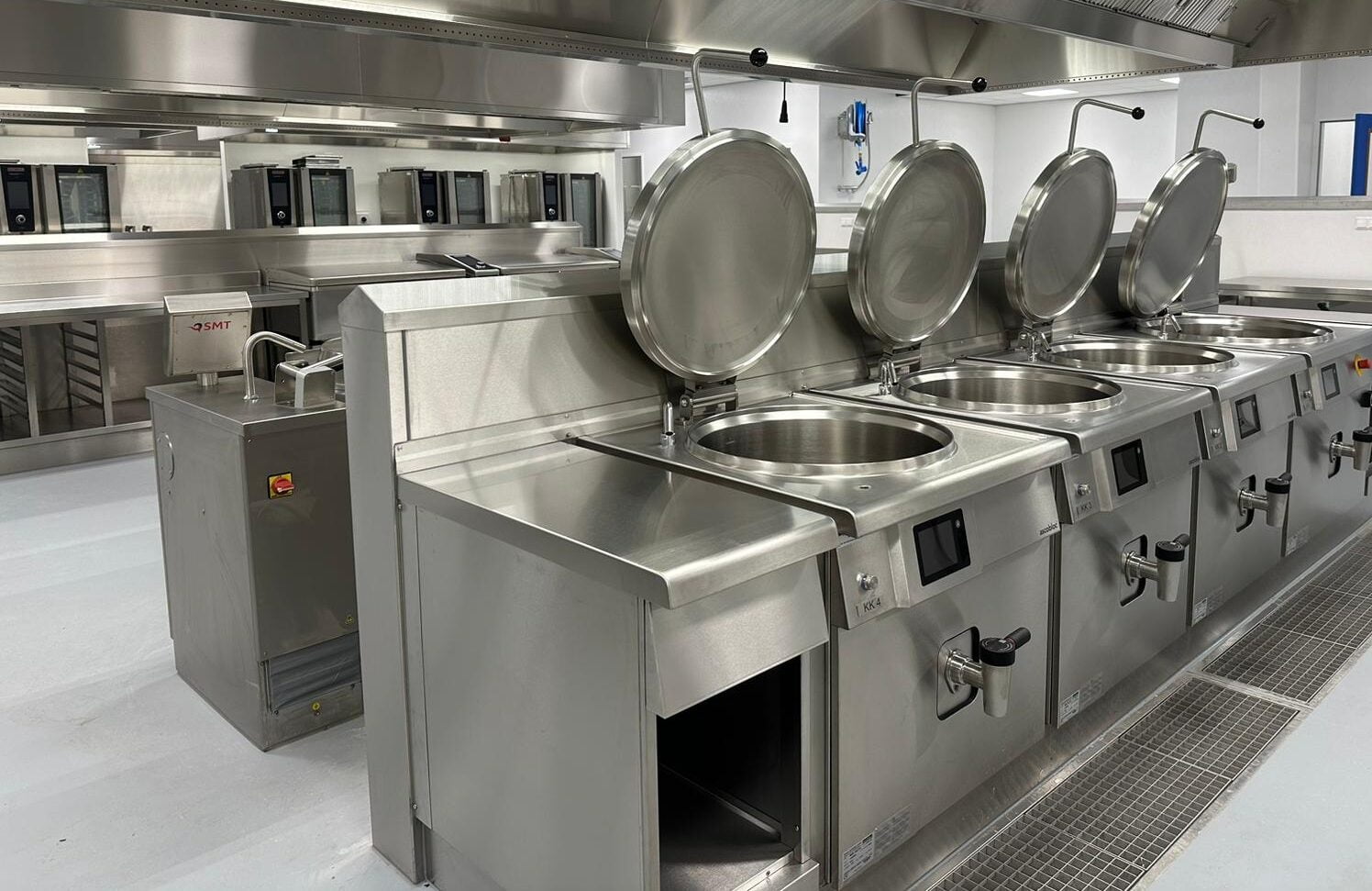 Dieptereiniging grootkeukens in de horeca door Promop Schoonmaak