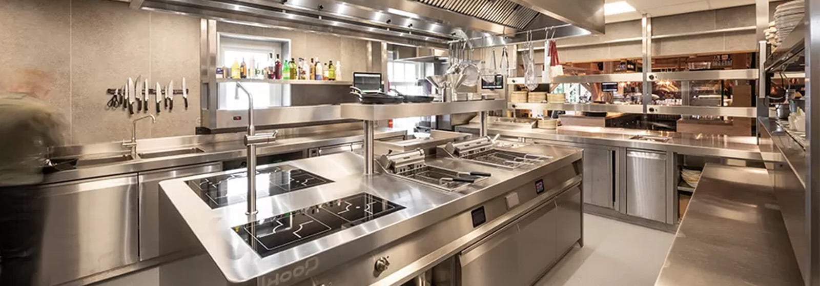 Specialistisch-schoonmaakdiensten-onderhoud-natuursteen-marmer-parket-horeca-keukens-zakelijke-dienstverlening-diepte-reiniging-keukens-promop